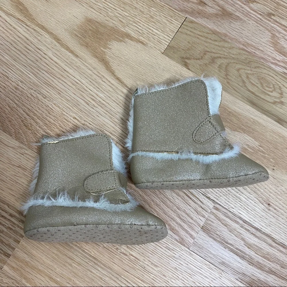 Old Navy Faux Fur Lined Ankle Boots Sz 4 Baby